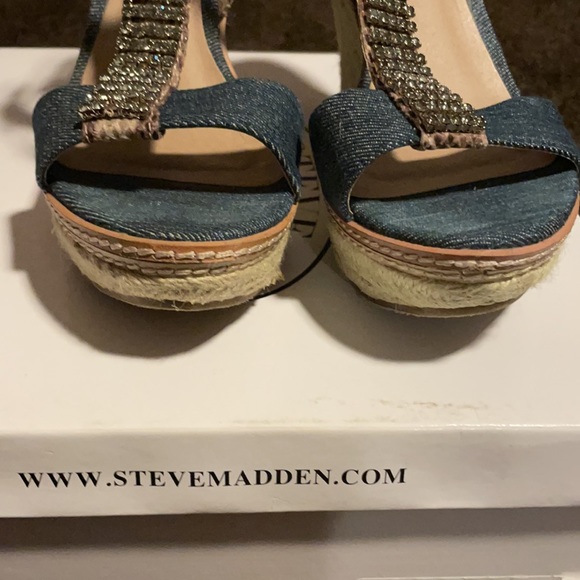 Steve Madden Smash Sandal Size 6 - Picture 2 of 5
